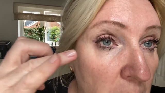 Lash expert twist brush mascara by Terry смотреть онлайн