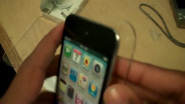 Unboxing iPod Touch 4G (Fourth Gen) 9/08/2010 смотреть онлайн