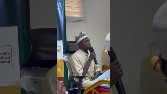 A massive and great recitation by Abdul Mumin wow sooting Allahuakbar смотреть онлайн