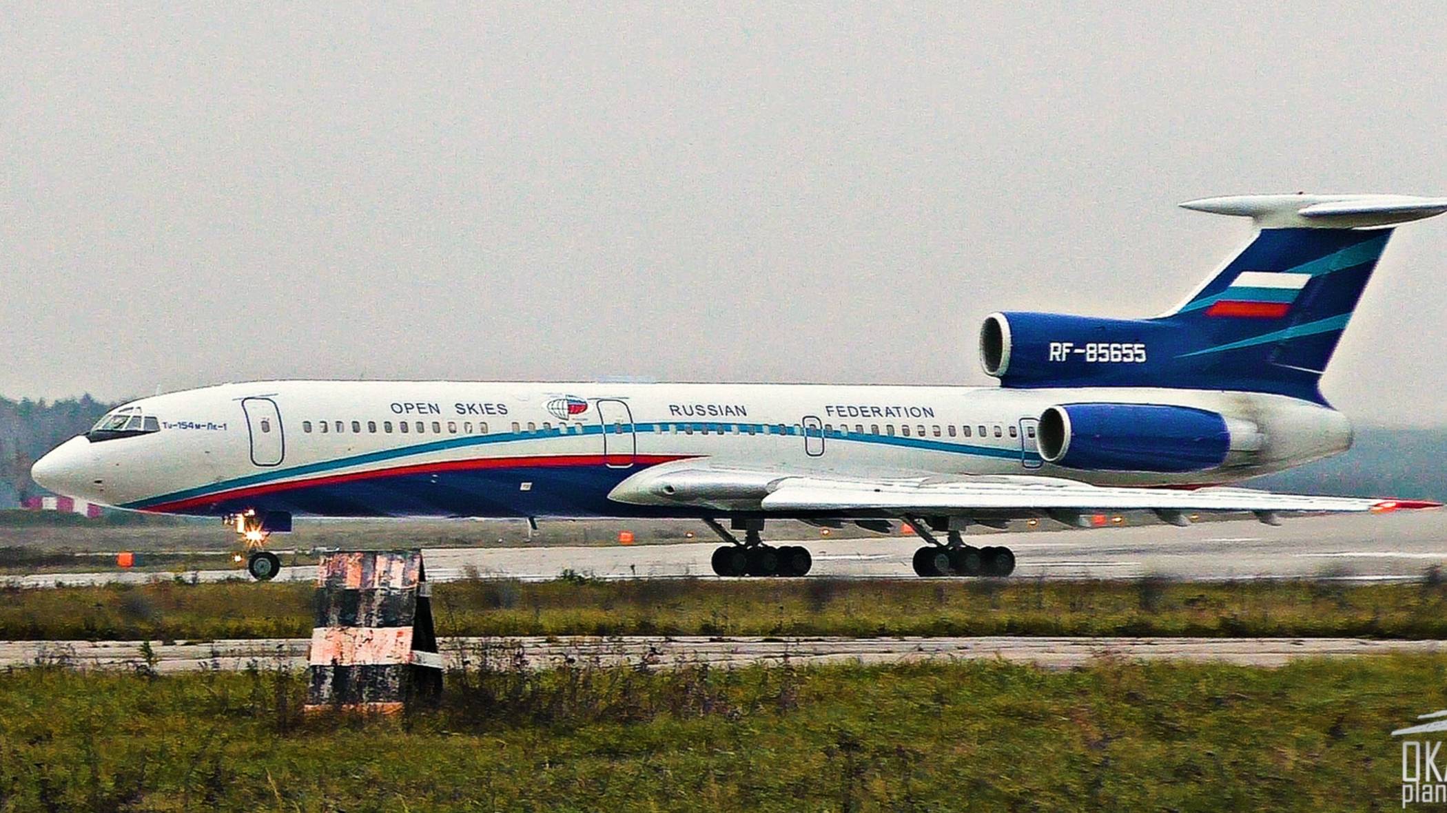 Ту-154 Взлетел за 25 секунд. Разбег не больше километра. 35-летний борт смотреть онлайн