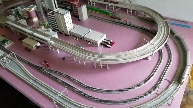 N-scale 4x8 Kato Layout in progress - Easter Update смотреть онлайн