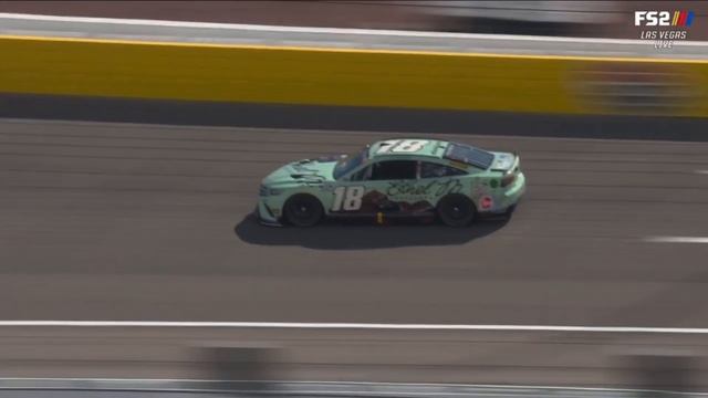 Kyle Busch CRASHES In Practice at Las Vegas - 2022 NASCAR Cup Series смотреть онлайн