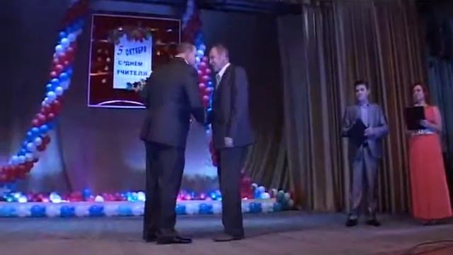 В преддверии праздника смотреть онлайн