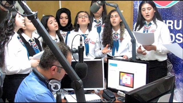 ALTIN KIZLAR - KARABAĞ- CANLI YAYIN 15 NİSAN 2018 TRT ERZURUM THM GENÇLİK KOROSU (YAYIN ÇIKIŞ SESİ смотреть онлайн