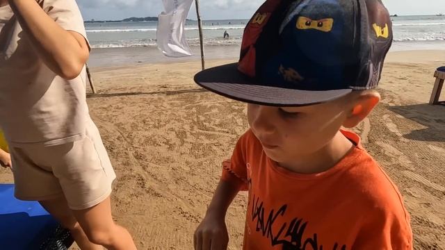 #4 Шри-Ланка КАК ОБДИРАЮТ МЕСТНЫЕ ТУРИСТОВ. Велигама - ПОСТАВИЛ ВСЕХ. ВОТ ЭТО Цены и фрукты ОЧУМЕТЬ. смотреть онлайн