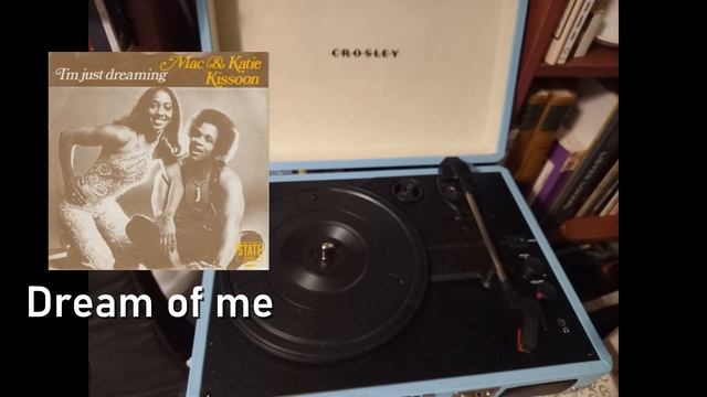 Dream Of Me - Mac and Katie Kissoon - Vinyl Sound смотреть онлайн