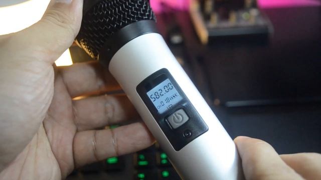 Budget & Quality wireless microphone! смотреть онлайн