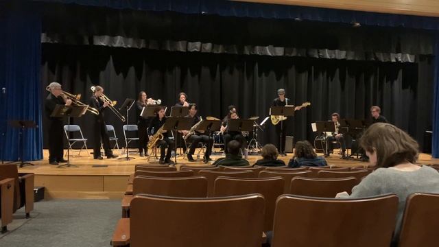"Black Friday" - Bentley University Jazz Band and Guests смотреть онлайн