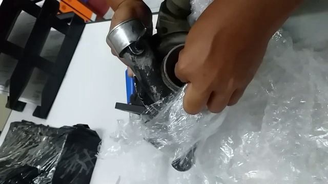 Unboxing RHF4 VF33 Turbo Charger (Second hand part from online shopping) смотреть онлайн
