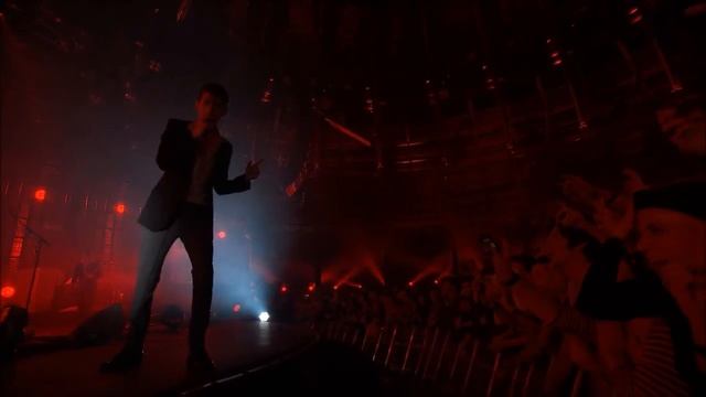 Arctic Monkeys - Arabella - Live @ iTunes Festival 2013 - HD смотреть онлайн