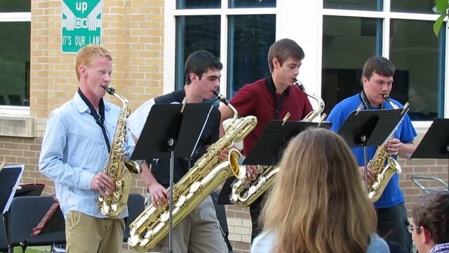 Canon-Mac Sax Quartet 2013 - Bohemian Rhapsody смотреть онлайн