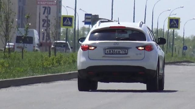 Тест-Драйв 2016 Infiniti QX70. Шустрый Финик. смотреть онлайн