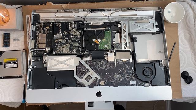 FIX Your Broken iMac GPU. No More Green Lines 😎 iMac Mid-2011 / AMD Radeon HD 6970M Oven Bake Hack смотреть онлайн