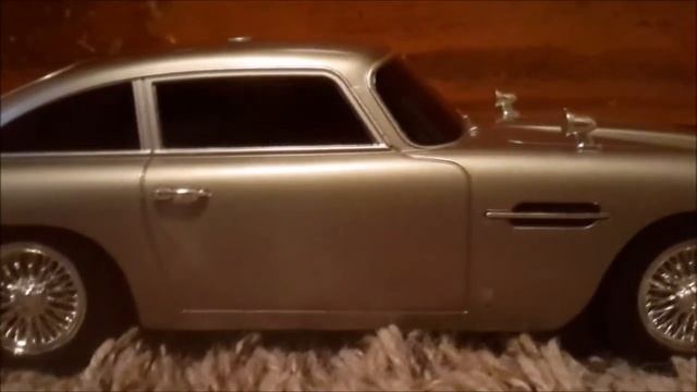 Toystate's James Bond 007: Skyfall Aston Martin DB5 Review смотреть онлайн