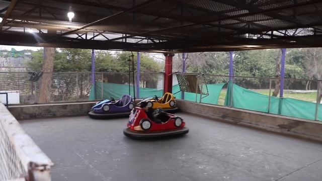 One day Islamabad with family The Lake View Park of Rawal Lake is located on Murree Islamabad смотреть онлайн