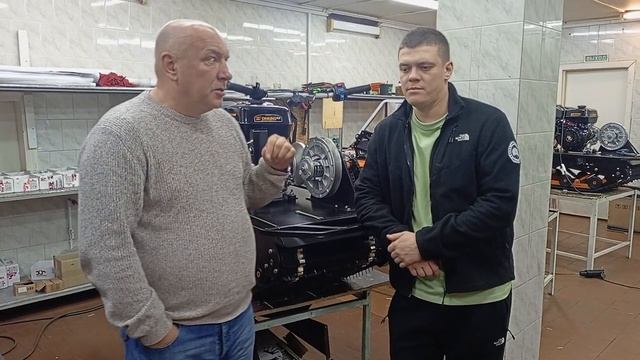 Не покупай буксировщик , пока не увидел Спутник смотреть онлайн