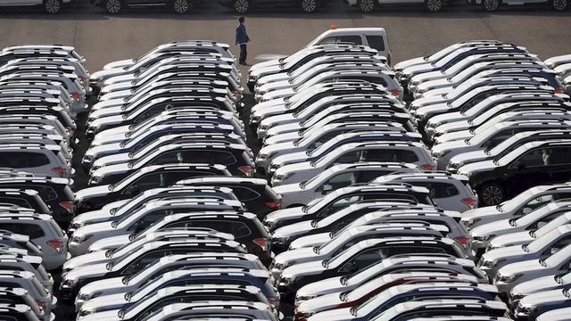 Meet Apple's Latest Invention: The Apple Car смотреть онлайн