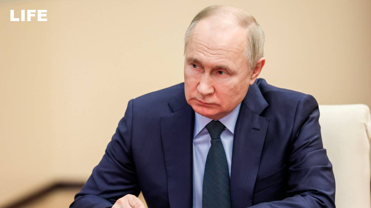 Путин беседует с главами СМИ стран БРИКС смотреть онлайн