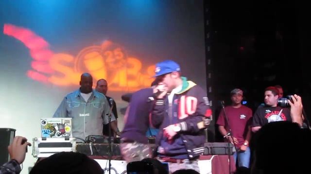 Mac Miller - "Nikes On My Feet" (Live NYC) смотреть онлайн