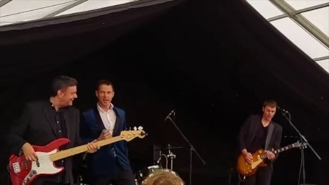 The Milk Men - Oh Well (Fleetwood Mac) смотреть онлайн