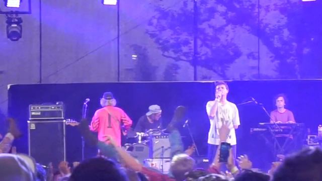 Mac Demarco FYF 2015 смотреть онлайн