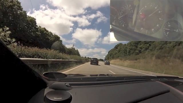 Autobahn Flat Out In An Aston Martin V8 Vantage GT смотреть онлайн