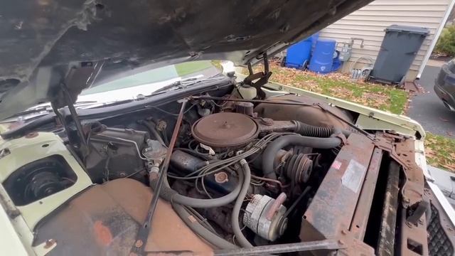 BF Auction: 1976 Cadillac Coupe DeVille Engine Running смотреть онлайн