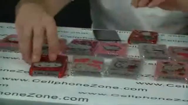 iPhone 4 Hello Kitty Rhinestone Hard Case смотреть онлайн