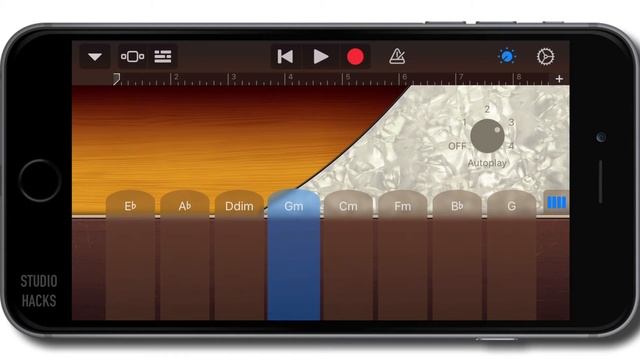 iPhone GarageBand Course #9 [Smart Bass] смотреть онлайн