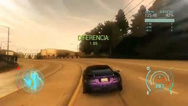 Aston Martin DB9 en sprint - NFS Undercover смотреть онлайн