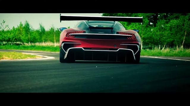 Jeremy Clarkson Tests The All NEW Aston Martin Vulcan 800+HP
