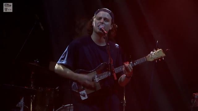 MAC DEMARCO - Let Her Go (live in Cologne 2014) смотреть онлайн