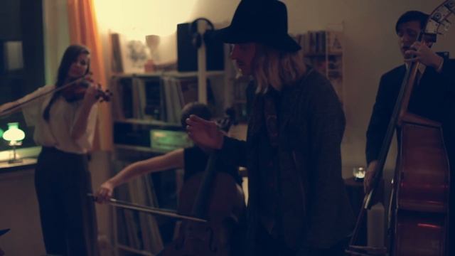 Hemma Hos Sessions #9 -- Adam Evald смотреть онлайн