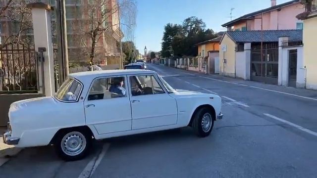 Giulia 1300 ti del 1970,partenza razzo! смотреть онлайн