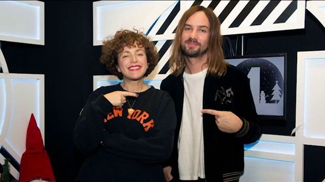 Radio 1's Future Sounds with Annie Mac - Tame Impala Gig - Breathe Deeper смотреть онлайн