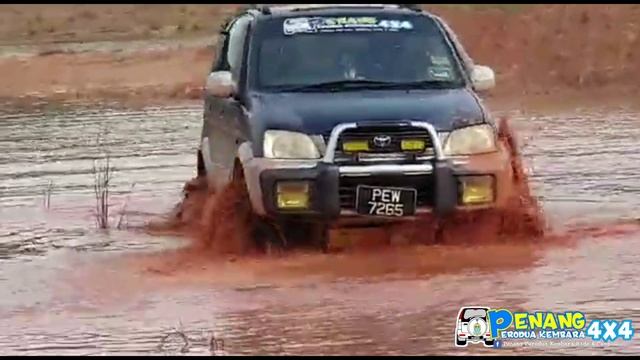 kembara Penang 4x4 selut moonson ride смотреть онлайн