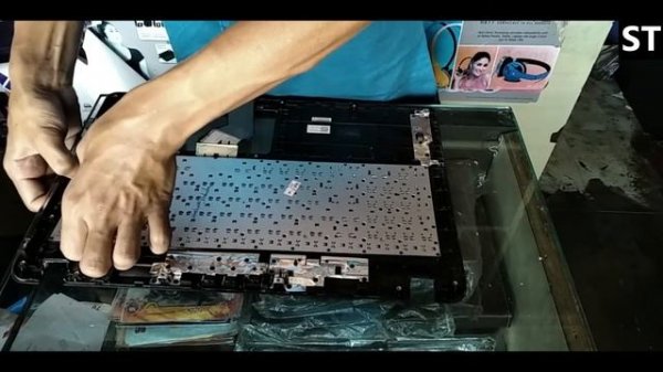 How to replace a laptop keyboard, Acer Aspire ES 15 Keyboard Replacement