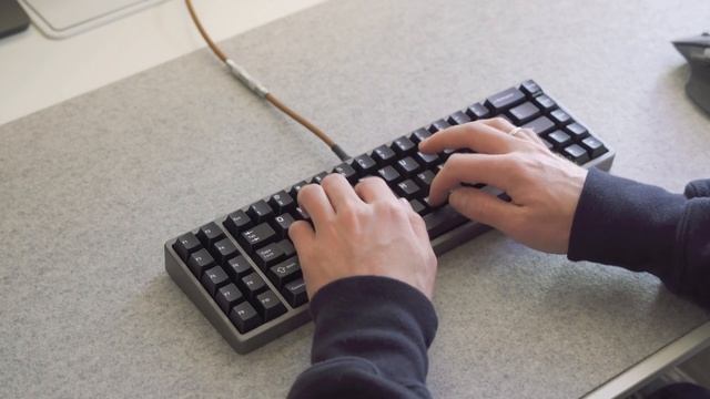 Noxary 378 Vintage Cherry MX Blacks Typing Sounds смотреть онлайн