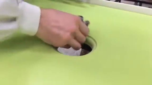 Hi-Macs Shower Tray Fabrication смотреть онлайн
