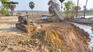 Полное видео проекта, отсыпка, работа бульдозера, разгрузка самосвала