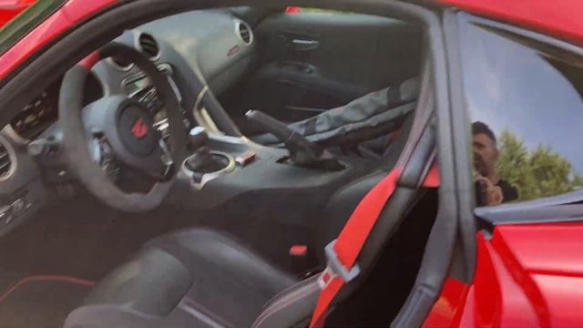 2017 Torch Red ACR Dodge Viper 295 miles смотреть онлайн