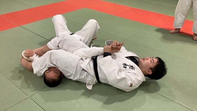 腕挫十字固のポイント3つ！　3 point of basic Armbar смотреть онлайн