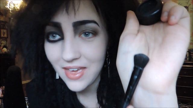 80s Goth Makeup Tutorial смотреть онлайн