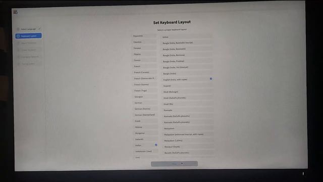 Mac OS huh? Installing DEEPIN OS... смотреть онлайн