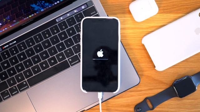 How to Downgrade iOS 13 to iOS 12 (Any Beta) смотреть онлайн