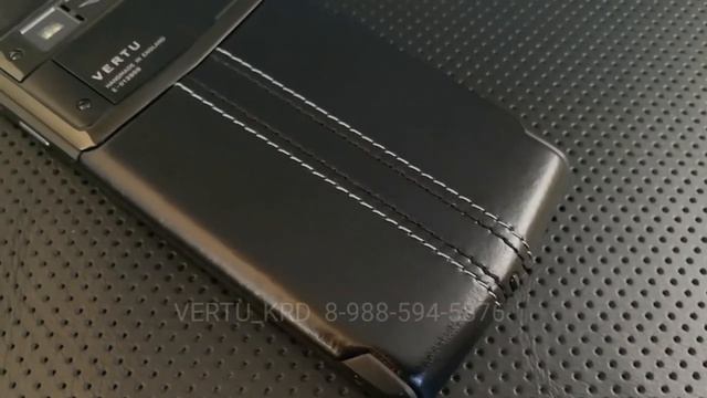 Vertu Signature Touch Pure Jet Calf смотреть онлайн