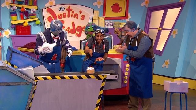 CBeebies: Justin's House - The Cake Machine смотреть онлайн