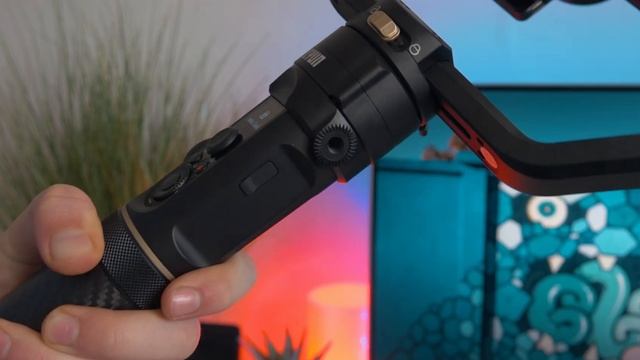 Zhiyun Crane 2S Review | The Ultimate Gimbal смотреть онлайн