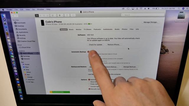 MacOS 10.15 Catalina - Sync iPhone or iPad without iTunes смотреть онлайн
