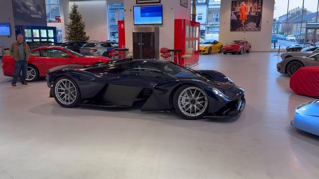 FIRST Aston Martin Valkyrie DRIVING And SOUNDS In London!!